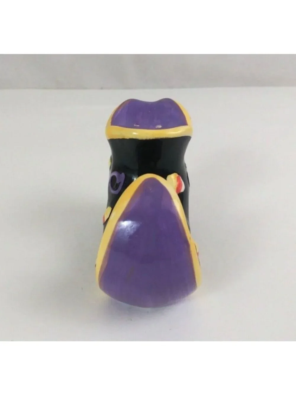 Vintage Halloween Witch's Shoes 2.75